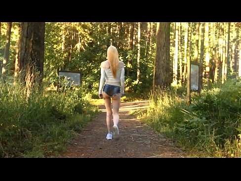 ❤️ Красива жена, която се движи бавно, а не голо видео Руско порно в bg.redpornpictures.ru ❤